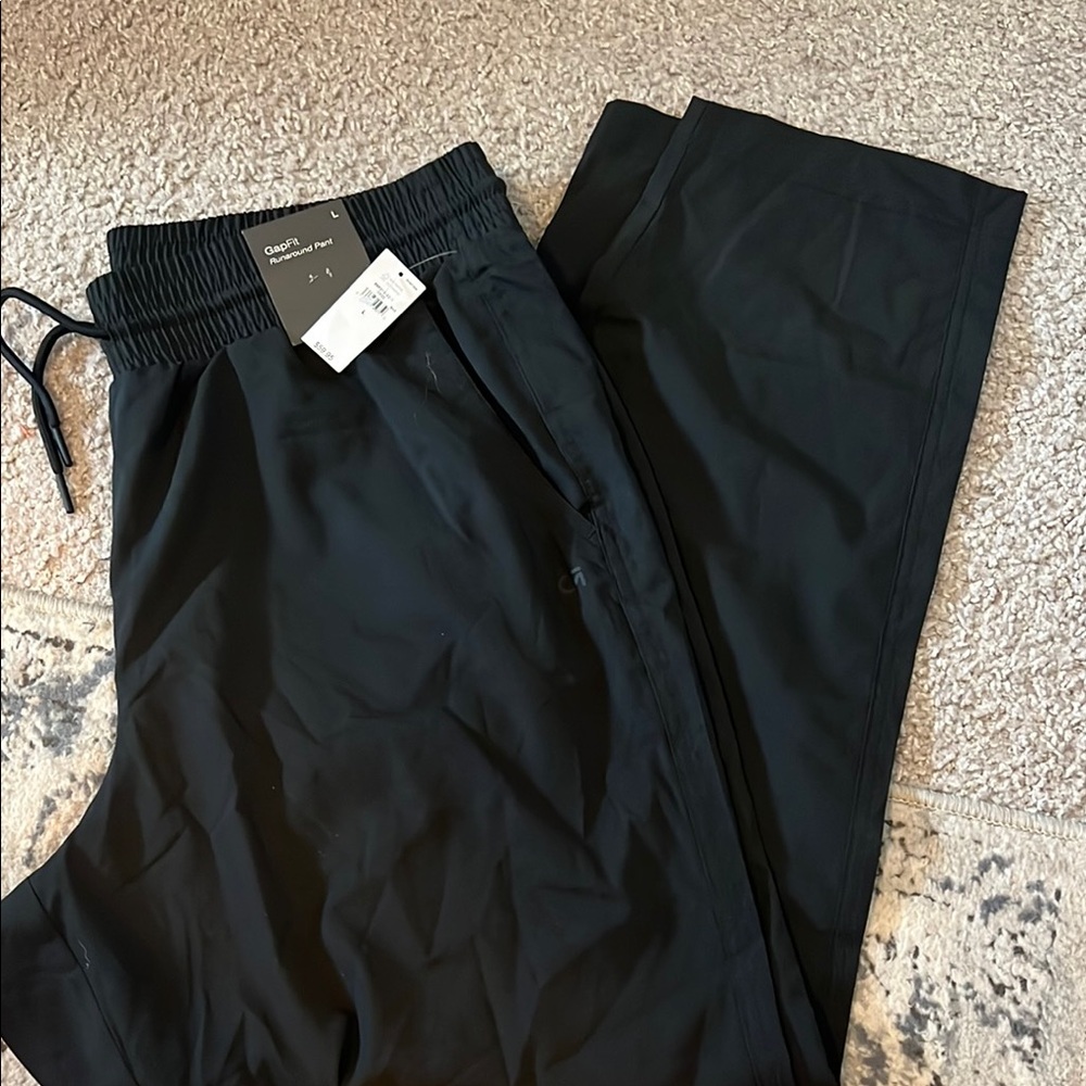 GapFit Runaround Pants